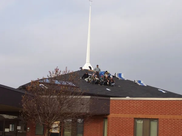 华星屋顶 C-Star Roofing thumbnail